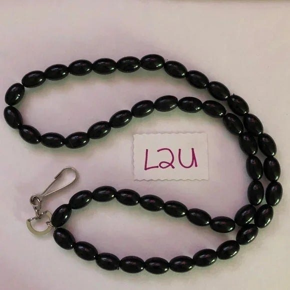 ID Card / Key Holder Necklace Handmade Black Oval Beads - Picture 4 of 5